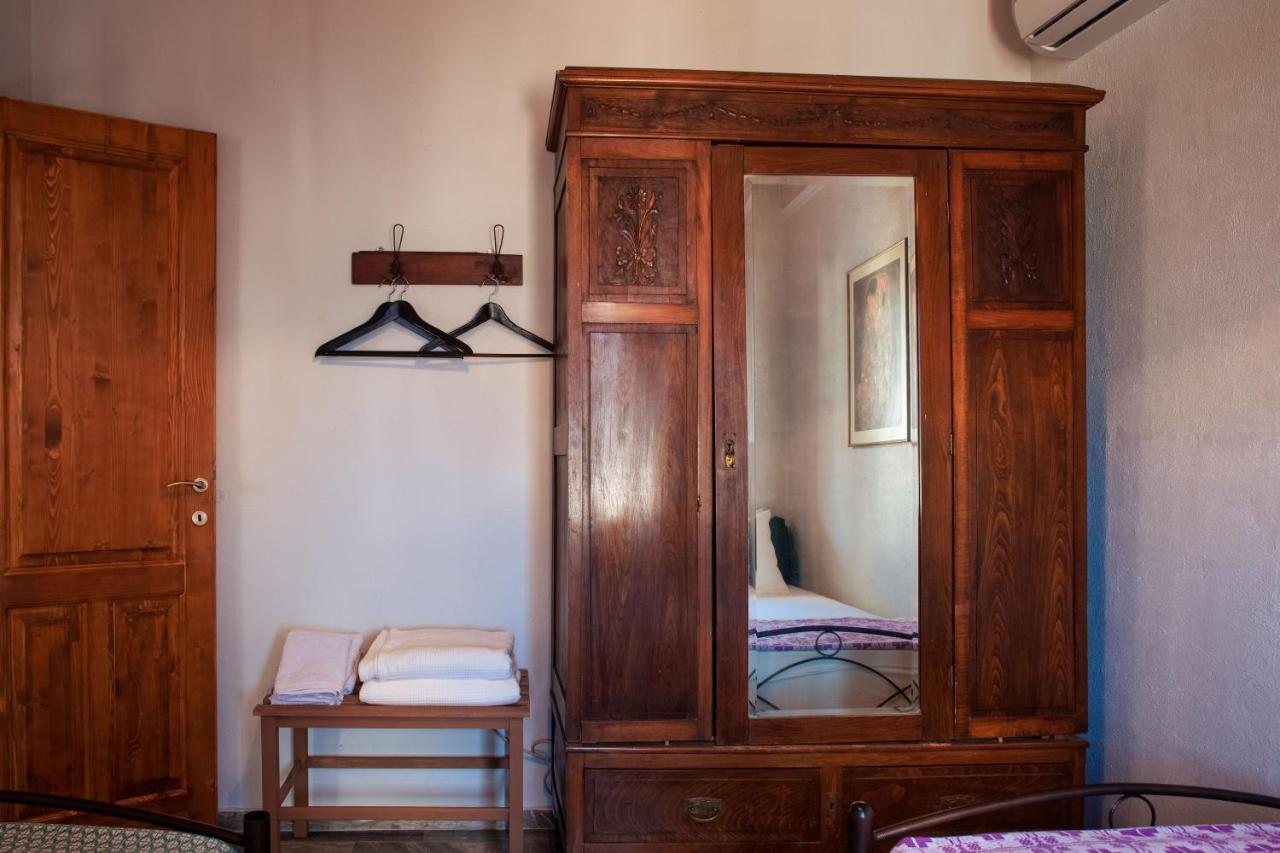 Alice House Apartment ปอร์โตเฮลี ภายนอก รูปภาพ